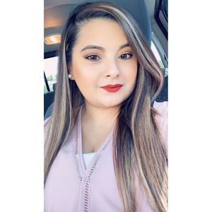 Meet your Posher, Monica